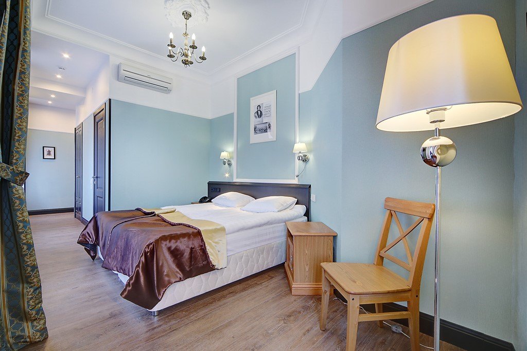 Suite, Photo 1